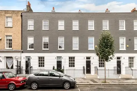 3 bedroom house for sale, Broadley Street, London