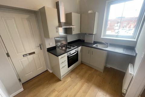 2 bedroom flat to rent, Doncaster Gate, Rotherham S65