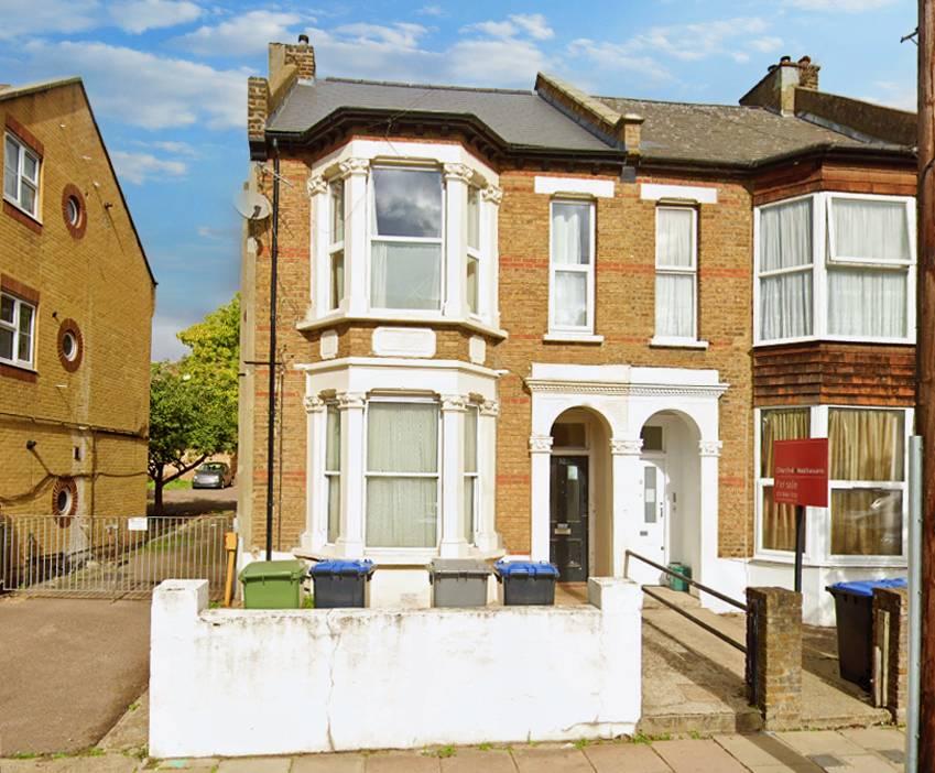 Tubbs Road, Willesden Junction, London NW10 2 bed flat to rent £1,650