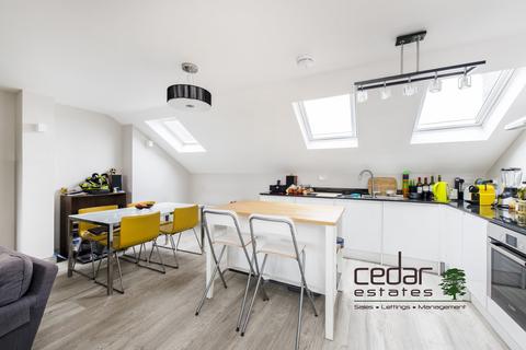 3 bedroom flat to rent, Goldhurst Terrace, South Hampstead NW6