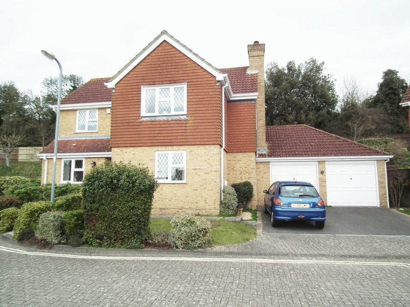 Kintyre Road, Cosham Heights 4 bed detached house £440,000