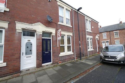 3 bedroom terraced house to rent, Sedley Road