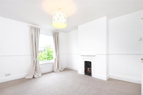 2 bedroom terraced house to rent, Surrenden Cottages, High Street