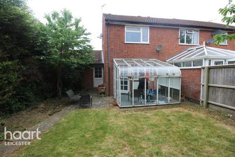 2 bedroom semi-detached house to rent, Acorn Way, WIGSTON
