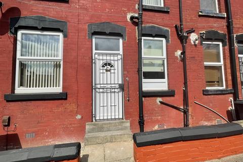 3 bedroom terraced house to rent, Bayswater Grove, Leeds, West Yorkshire, LS8