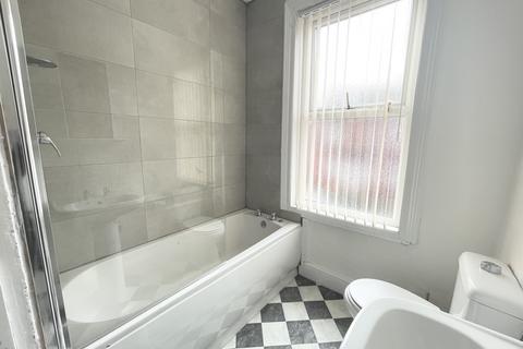 3 bedroom terraced house to rent, Bayswater Grove, Leeds, West Yorkshire, LS8