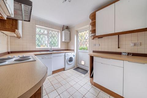 3 bedroom link detached house to rent, Robin Hill, Godalming GU7