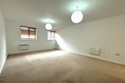 2 bedroom flat to rent, Chandlers Ford