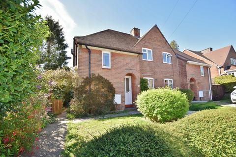 3 bedroom semi-detached house to rent, Stanmore