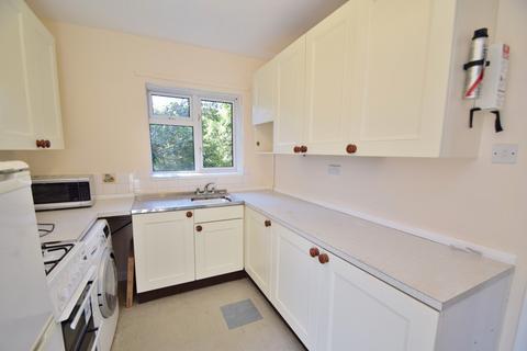 3 bedroom semi-detached house to rent, Stanmore