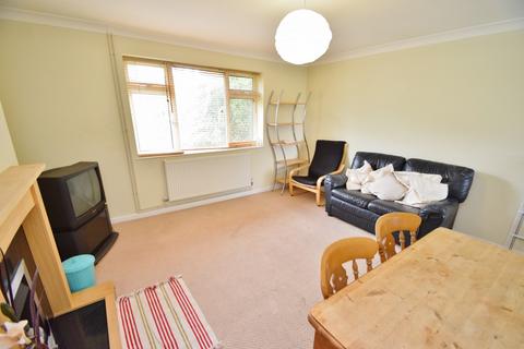 3 bedroom maisonette to rent, Winnall