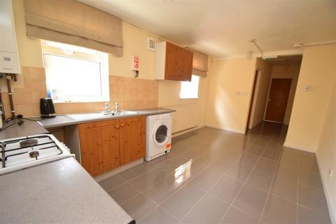 2 bedroom flat to rent, Portswood
