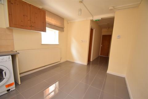 2 bedroom flat to rent, Portswood