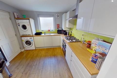 5 bedroom house to rent, St. Michaels Road, Headingley, Leeds