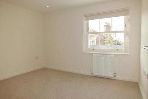 1 bedroom flat to rent, Bedford Place