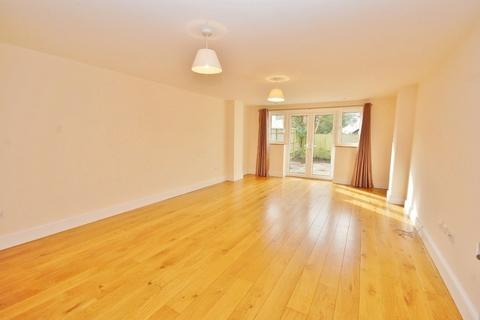 4 bedroom semi-detached house to rent, Winchester City Centre