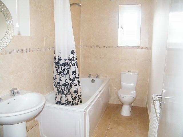 Bathroom2