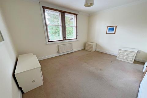 2 bedroom flat to rent, Bournemouth