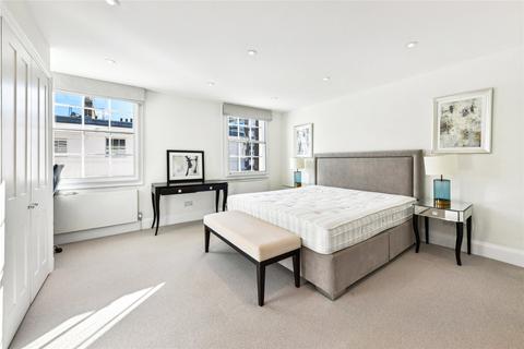 3 bedroom maisonette to rent, Motcomb Street, London, SW1X