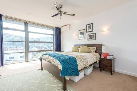 2 bedroom penthouse to rent, Exchange Building, 132 Commercial Street, Spitalfields, London, E1