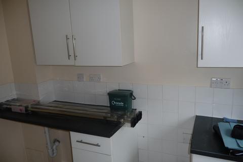 2 bedroom terraced house to rent, Alvington Manor View, Newport, Isle Of Wight, PO30