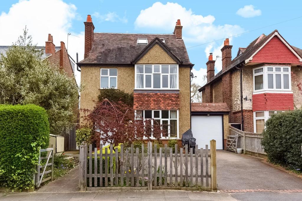Richmond Road, West Wimbledon, SW20 5 bed detached house £1,725,000