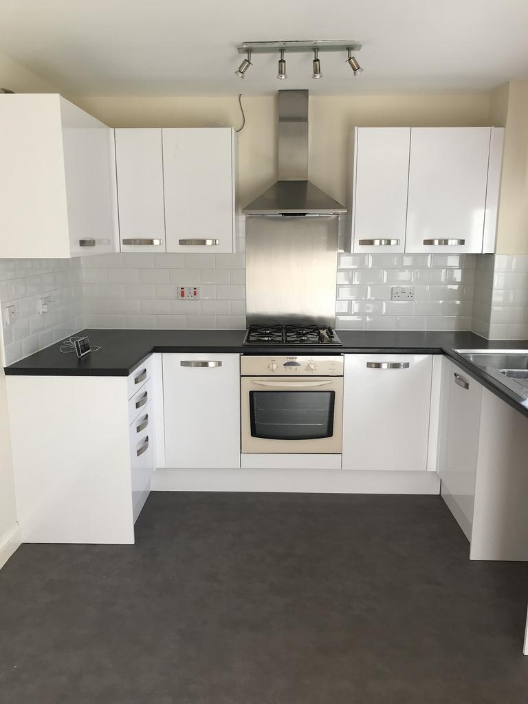 2 double-bed semi-detached to rent in South...