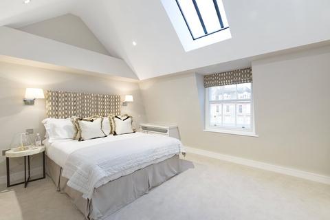 1 bedroom apartment to rent, King Street, Covent Garden, WC2E