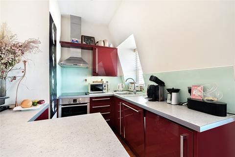 1 bedroom flat to rent, Campden Hill Gardens, Kensington, London