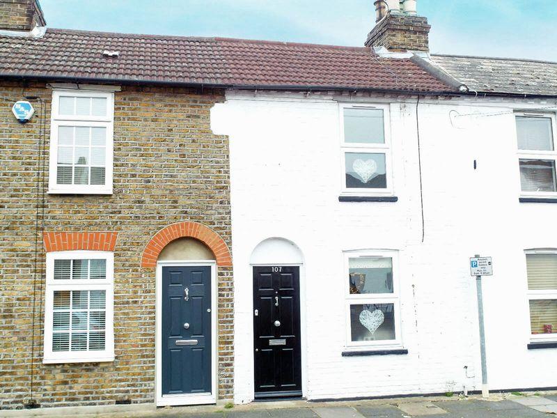 Albert Road, Bexley 2 bed terraced house £289,995