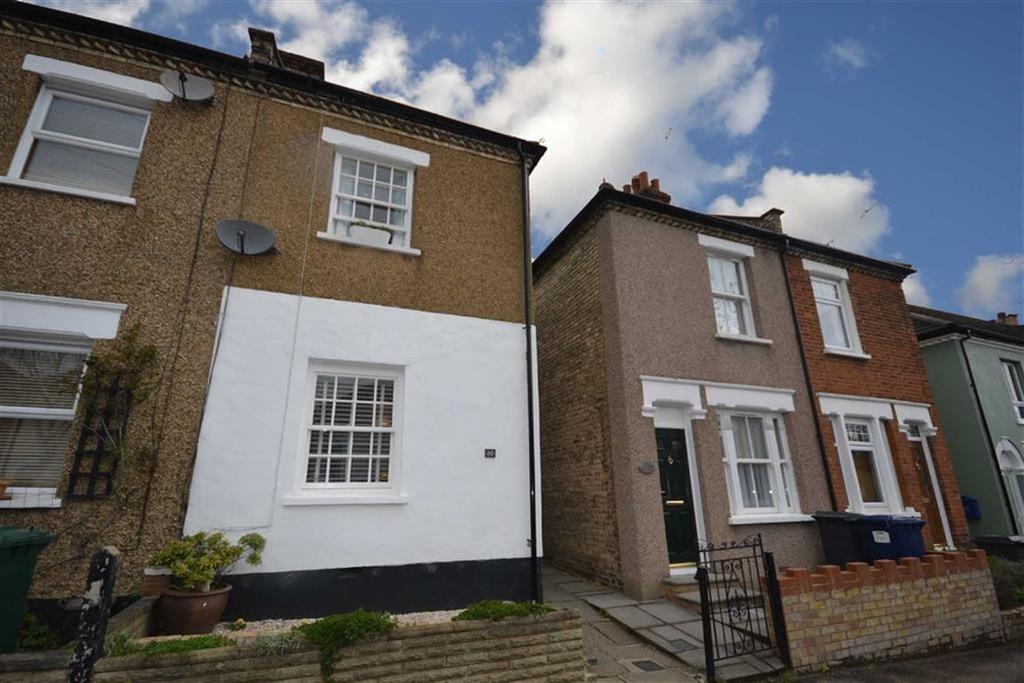 Jackson Road, East Hertfordshire 3 bed semidetached house £