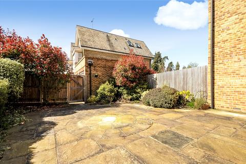 5 bedroom semi-detached house to rent, Springfield Road, Windsor, Berkshire, SL4