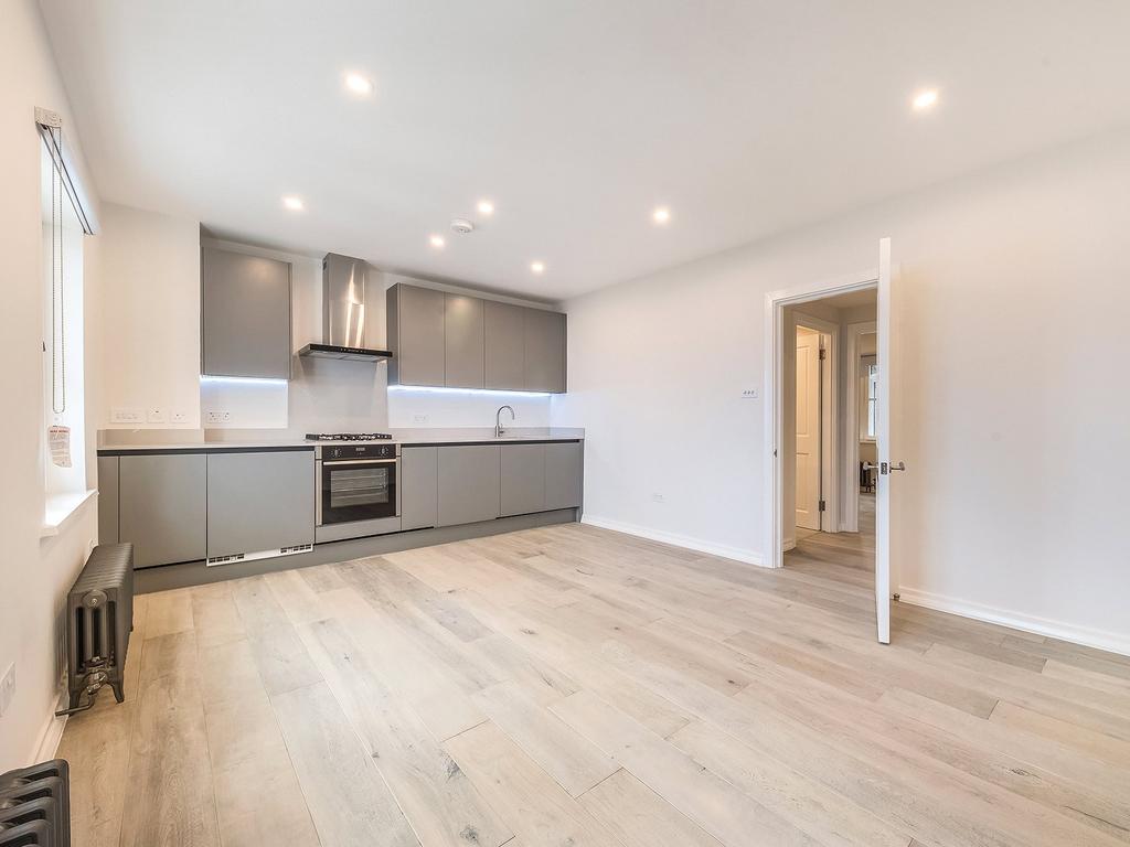 Catherine St Wc2b