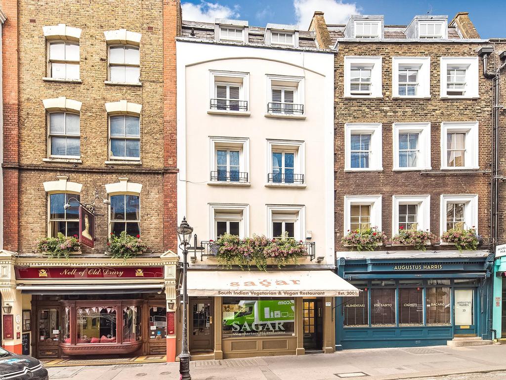 Catherine St Wc2b