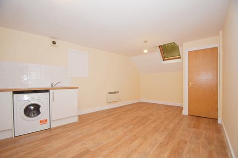 2 bedroom flat to rent, Bournemouth