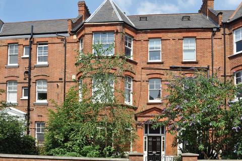2 bedroom flat to rent, Canfield Gardens, South Hampstead NW6
