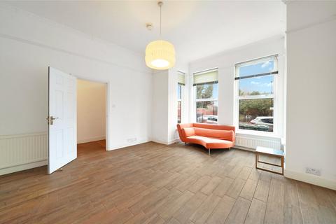 3 bedroom flat to rent, Minster Road, Kilburn, London, NW2