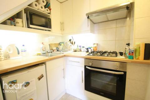 1 bedroom flat to rent, Carholme Road, Lincoln
