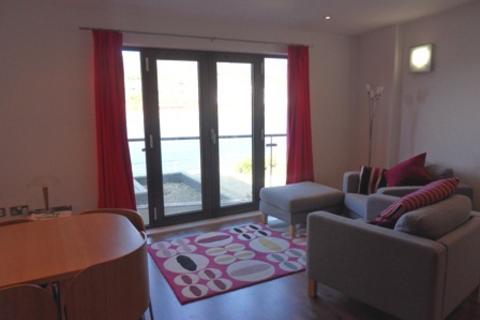 1 bedroom flat to rent, South Quay, Kings Road, Swansea. SA1 8AL
