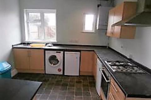 5 bedroom house to rent - Queens Road, Southend-On-Sea