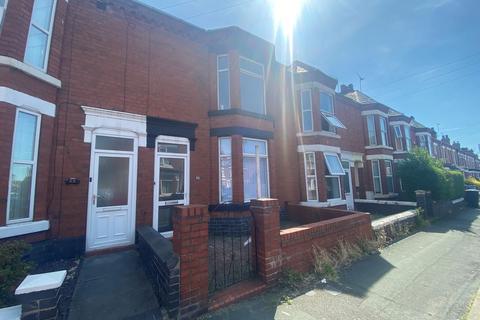 3 bedroom terraced house to rent, Ernest Street, Crewe
