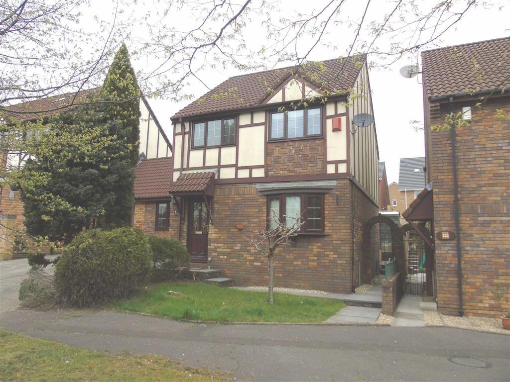 Gelli Aur, Treboeth, Swansea 3 bed link detached house £155,000