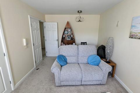 2 bedroom apartment to rent, Whitehall Road, Lower Wortley