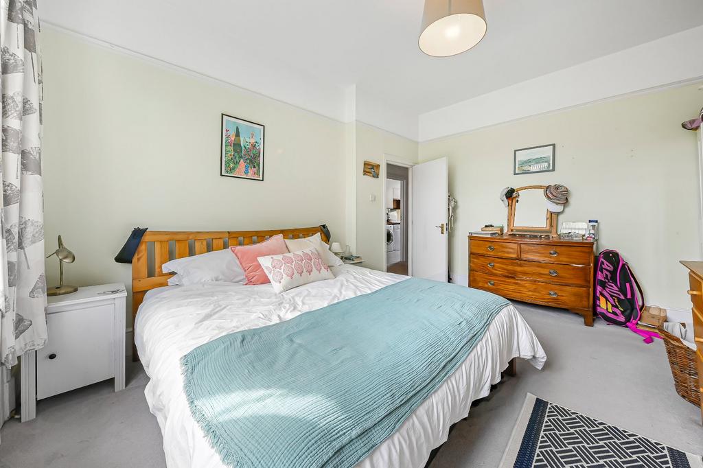 House in London - View 3