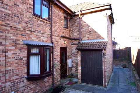 1 bedroom terraced house to rent, Kirkgate, Pocklington