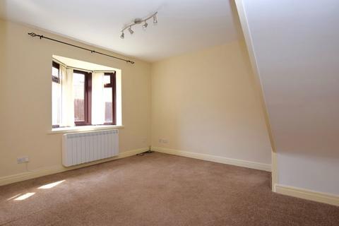 1 bedroom terraced house to rent, Kirkgate, Pocklington