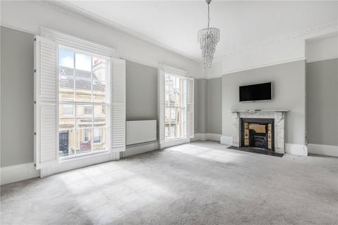 4 bedroom terraced house to rent, Charlotte Street, Bath, Somerset, BA1