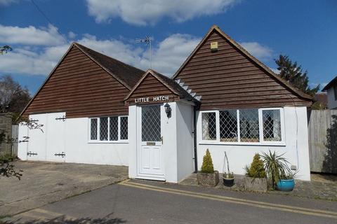 2 bedroom cottage to rent, High Street, Partridge Green