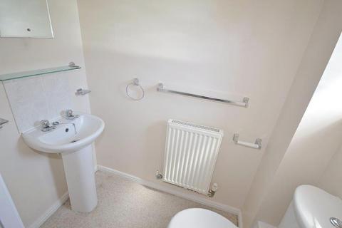 2 bedroom terraced house to rent, Chandlers Lea, Bracklesham Bay, PO20