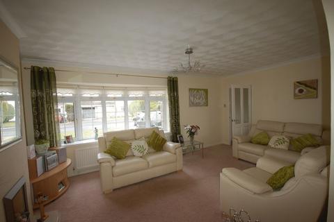 4 bedroom house to rent, 12 Yr Efail, Treoes, CF35 5EG